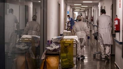 SANIDAD EN MADRID: MENOS PUBLICA Y MÁS PRIVADA