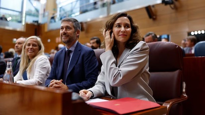AYUSO Y LOS HOMBRES MALTRATADOS, POCOS, ESO SÍ