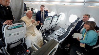 EL PAPA EN BÉLGICA: DICE COSAS… PERO NO CAMBIA NADA