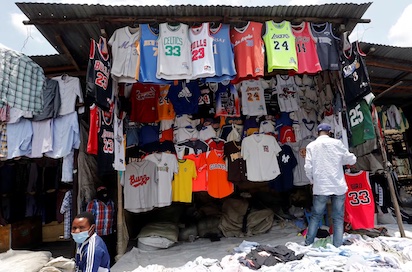 EL USO DE LA ROPA DE SEGUNDA MANO: GENERA BENEFICIOS