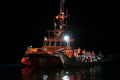 Y LA INMIGRACIÓN CONTINÚA