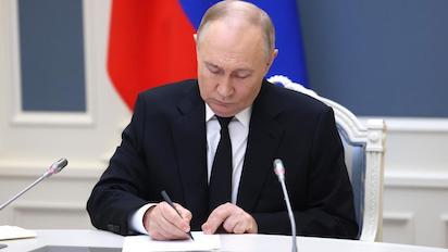 PUTIN ADVIRTIÓ Y ZELENSKI LANZÓ SUS MISILES… ¿Y AHORA QUÉ?
