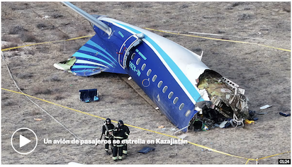 MILAGRO EN KAZAJISTÁN: SE ESTRELLA UN AVIÓN Y LA MITAD DEL PASAJE SOBREVIVE