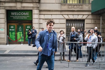 CARLSEN O LA CHULERIA DEL TRIUNFADOR