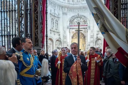 LEY SECA EN SEVILLA EN LA PROCESION MAGNA