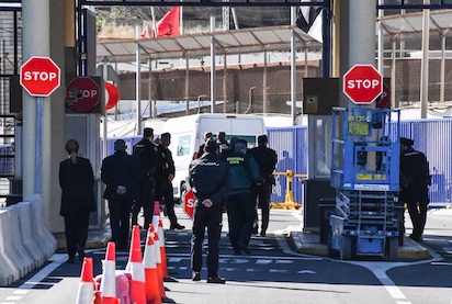 ADUANAS DE CEUTA Y MELILLA ¿TODAVIA ESTAMOS ASI?