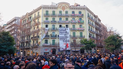 BARCELONA: PARALIZAN UN DESHAUCIO (CONTRA LOS FONDOS BUITRE)