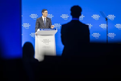 SANCHEZ: DE CENSURA A MILLONARIO QUE NEGOCIA CON NUESTRO DINERO