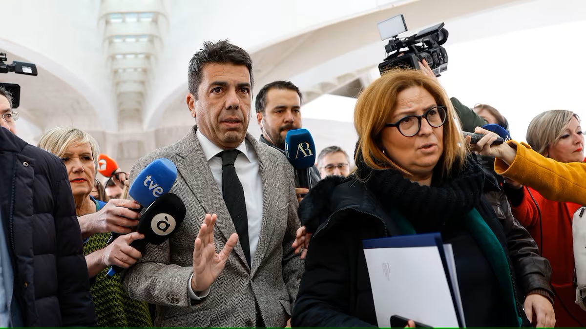 MAZÓN… NADA DE DIMISIÓN, ¿VERDAD?