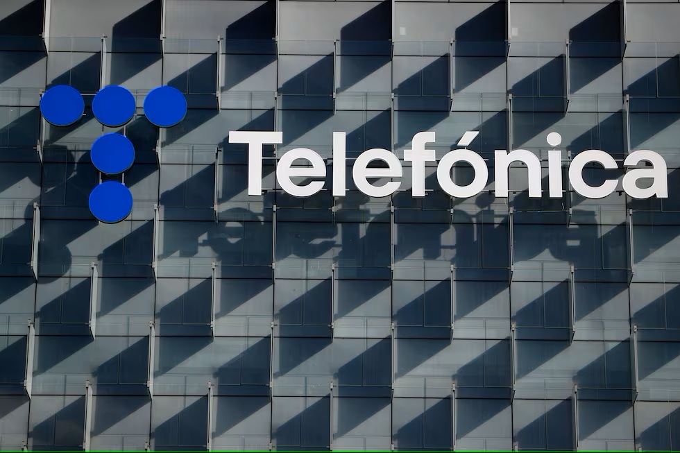 TELEFÓNICA SIGUE PERDIENDO MILLONES AUNQUE AUMENTE SUS INGRESOS