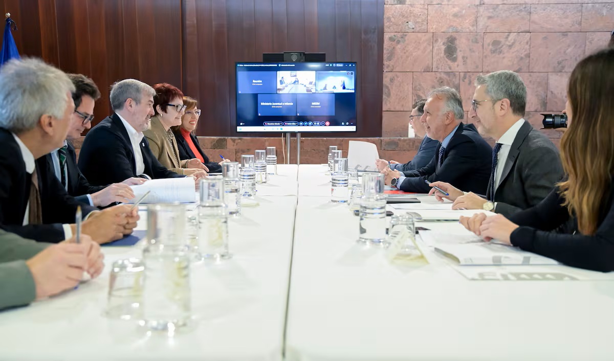 MÁS HIPOCRESÍA: EL GOBIERNO Y LOS MENORES MIGRANTES SOLICITANTES DE ASILO