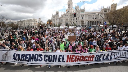 ESPAÑA: LOS ESPAÑOLES PROTESTAN