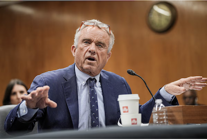USA: DESTITUIDO DEL COMITÉ CIENTIFICO DE VACUNAS: POR CONFLICTOS DE INTERESES