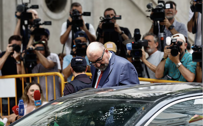 SÁNCHEZ: ENTRE LA CORRUPCION Y ESCABULLIRSE DE LA OTAN