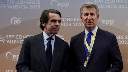EL PSOE LE SIRVE EN BANDEJA EL LEMA ANTICORRUPCION AL PP