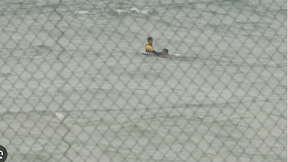Más de 50 menores migrantes llegan a Ceuta a nado por la zona de El Tarajal