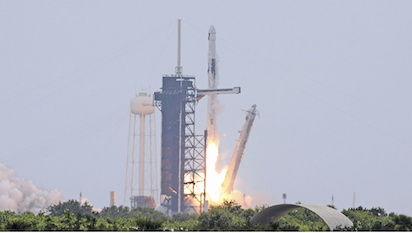 MISION A LA ESTACION ESPACIAL CON CUATRO TRIPULANTES