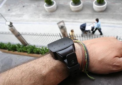 PULSERAS ANTI MALTRATO: DESACTIVADAS CON 4 CLICS