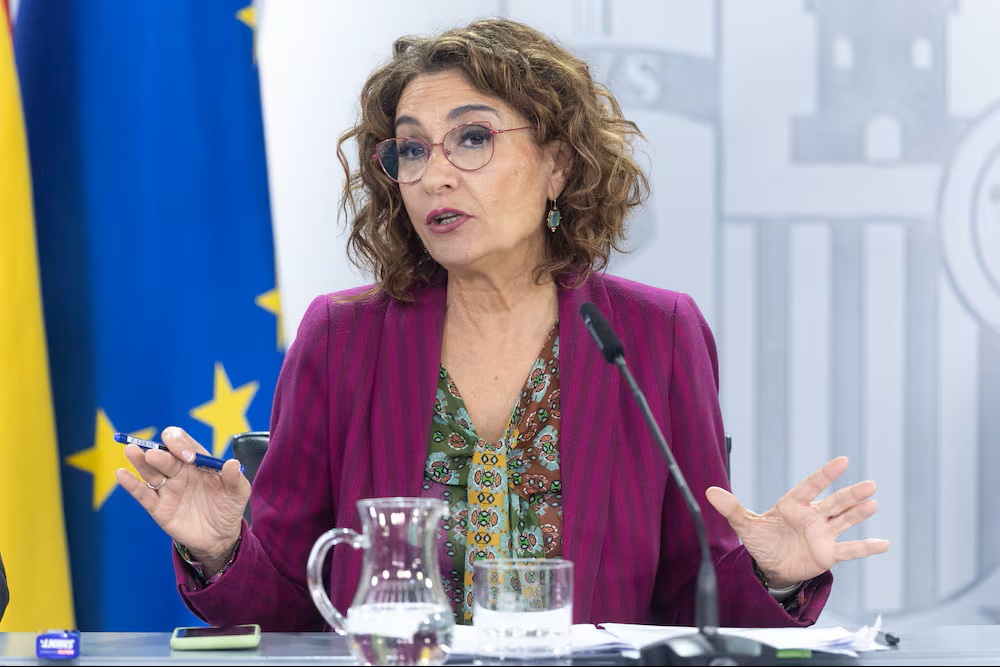 PRESUPUESTOS: EL GOBIERNO LOS RETRASA ESPERANDO LA PIRINDOLA