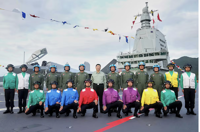 CHINA SE SUMA A VER QUIEN LO TIENE MÁS GRANDE… EL PORTAAVIONES, CLARO