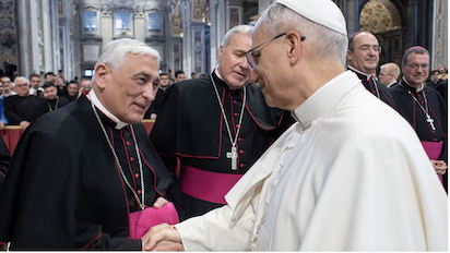 LE EXPULSAN… DIMITE… LA OPACIDAD SIGUE EN LA IGLESIA CATÓLICA