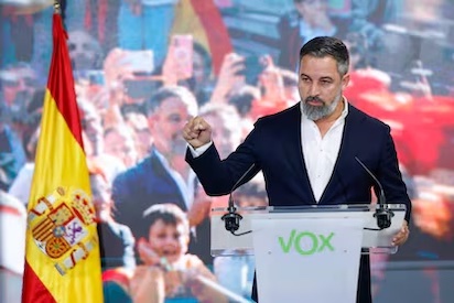 ABASCAL… FEIJOO… PEDRO… ESTO ES “JAUJA”