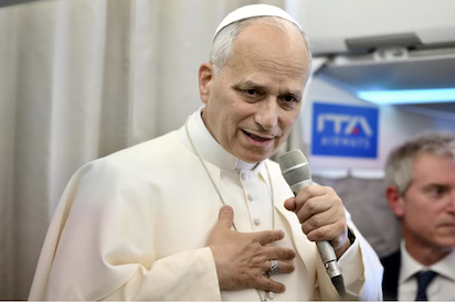 EL PAPA VIAJA Y HABLA… Y UNA NOTA ACERCA DE VENEZUELA