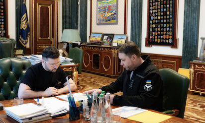 ZELENSKI SIGUE RENOVANDO EL PODER DE UCRANIA