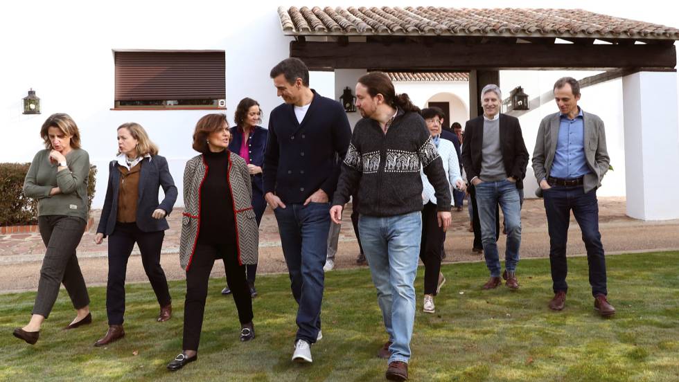 SANCHEZ Y SUS MINISTROS SE VAN DE CONVIVENCIAS