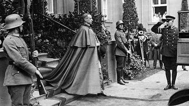 papa Pio XII6