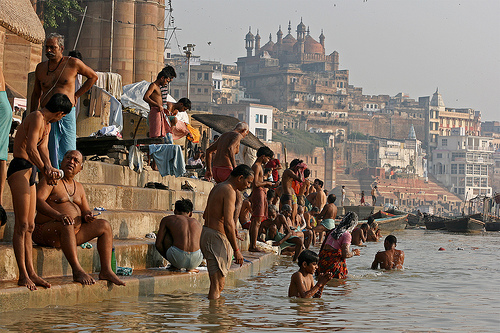 20200324 INDIA GANGES