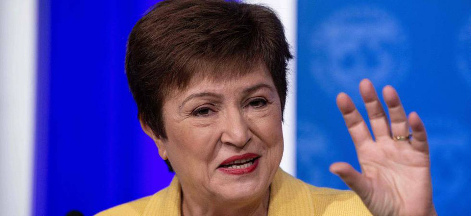 MAS IMPUESTOS, CONTENER PENSIONES … ORDENES DEL FMI