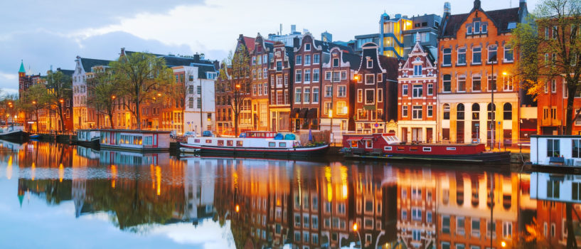 Apr 16 BP1 Image 4 Amsterdam Canal Cruise 817x350