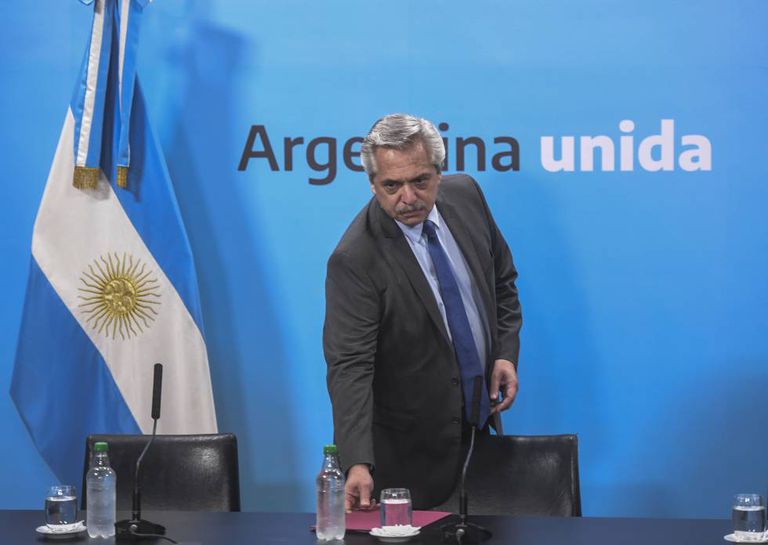 SEÑOR FERNANDEZ Y FONDOS BUITRE EN ARGENTINA