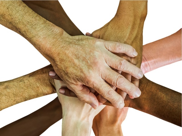 EL EDITORIAL: Encontramos noticias buenas: Solidaridad, recuperación a pesar de ser anciano y la economía ….