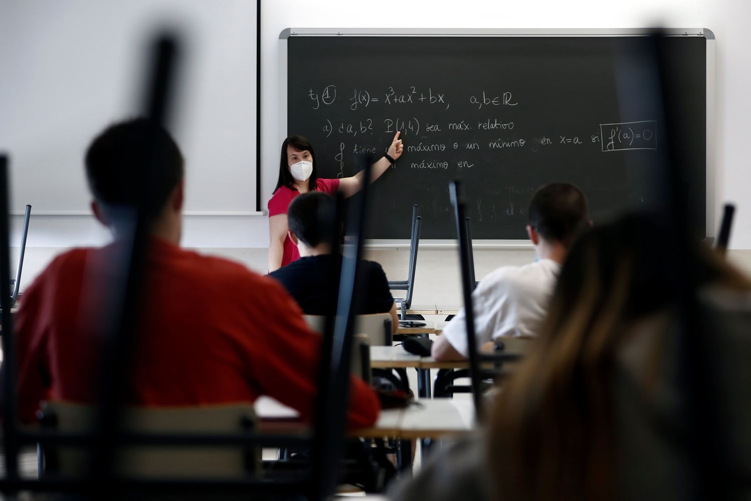 ¿QUÉ ENTENDERÁ EL GOBIERNO POR EDUCACIÓN?