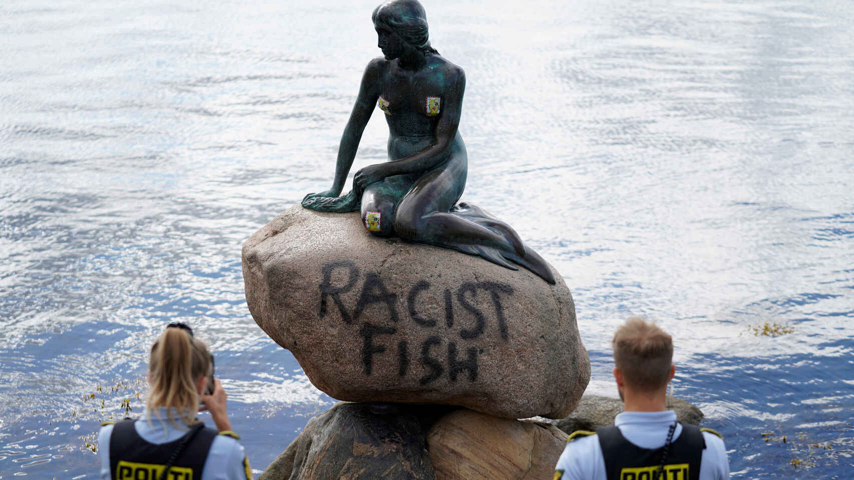 LA SIRENITA, RACISTA