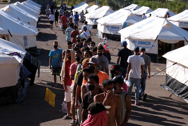 VENEZUELA: INTENTANDO VOLVER A SU PATRIA Y LES PERSIGUEN