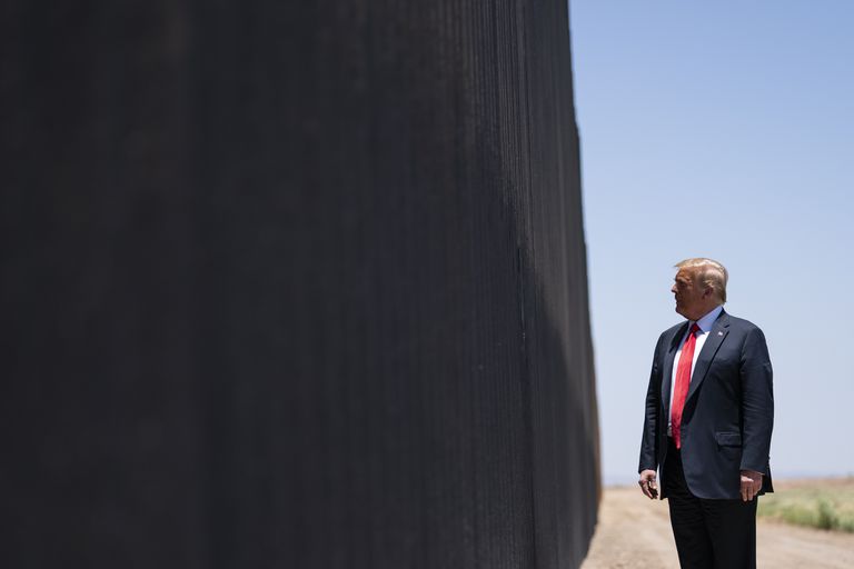 LOPEZ OBRADOR Y TRUMP… SIN MIRAR AL MURO