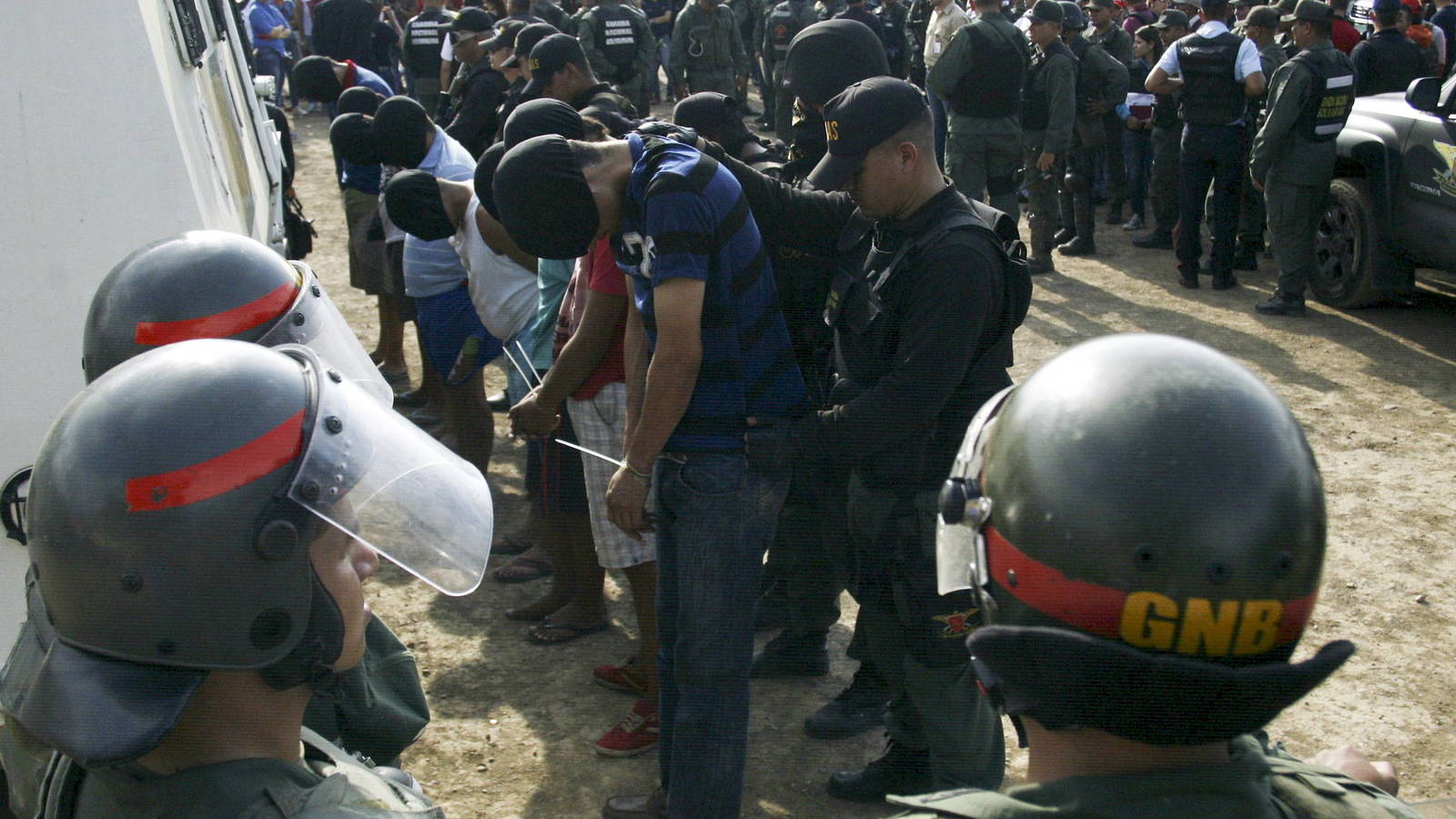 asi tortura venezuela a los militares que traicionan a maduro