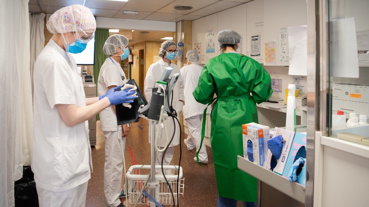 atencion paciente con covid 19 hospital clinic barcelona 1589213737627