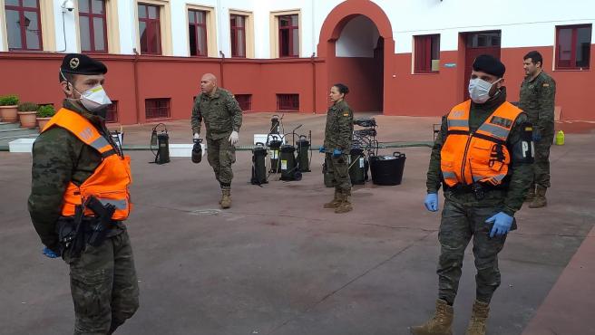 militares de la brigada extremadura xi en tareas contra el coronavirus
