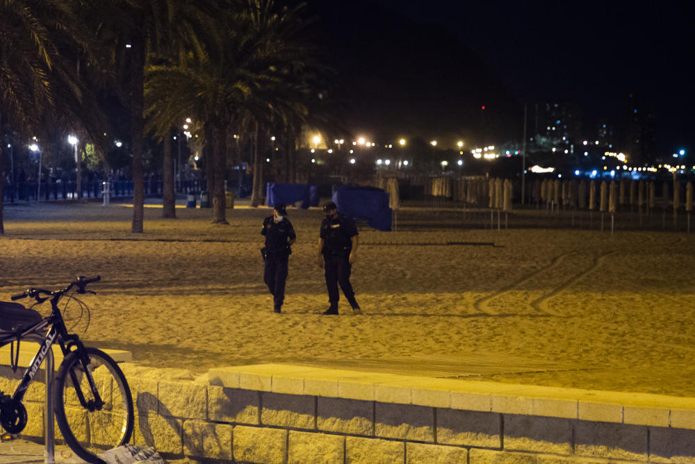 playas alicante cerradas 8 g