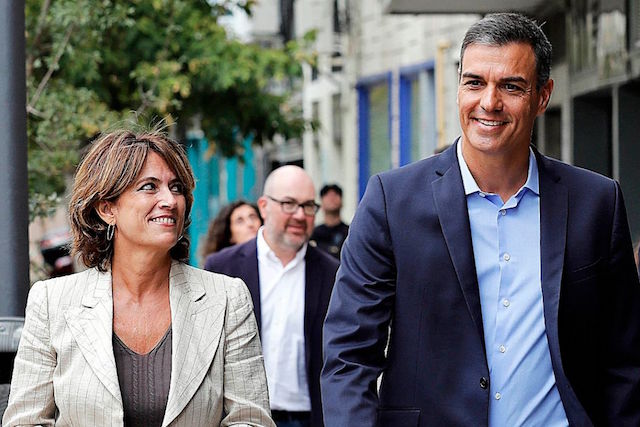 EN ESPAÑA EL GOBIERNO LO HACE TODO BIEN. POR DECRETO