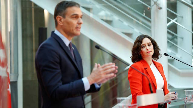 ayuso se prepara para llevar a los tribunales la batalla con illa por el cierre de madrid