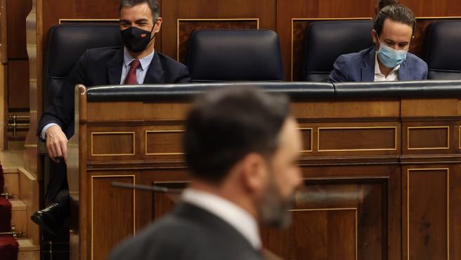 mocion abascal acusa a sanchez de mentir sin escrupulo para caricaturizar a