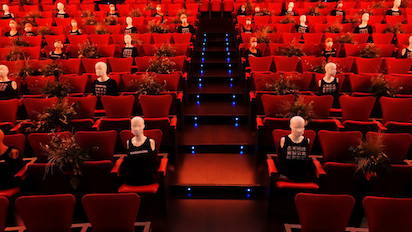 EL GOBIERNO PIENSA EN TODO: CINEVACUNAS Y TEATRO VACUNAS